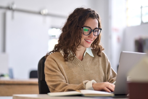 10 Best Association Website Designs + 5 Tips to Build Your Own